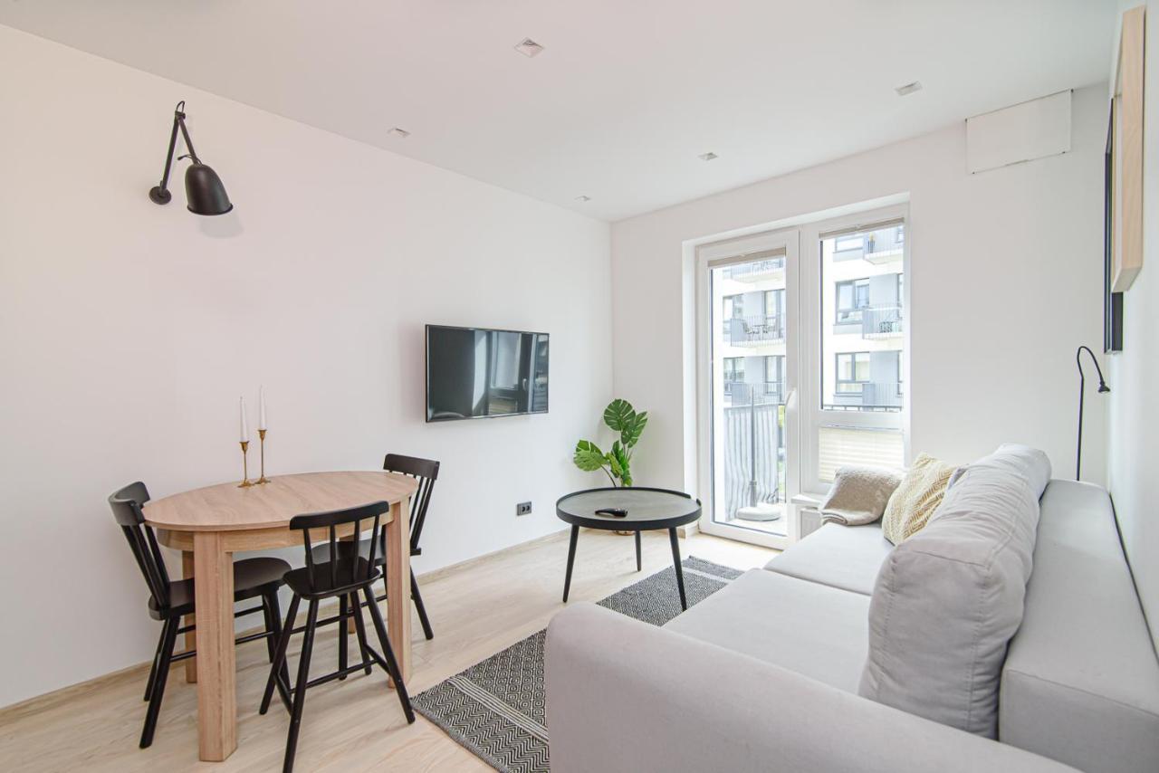 Modern Apartment Next To Ozas Park By Urban Rent VNO Exterior photo